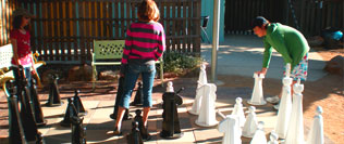 The people Magnet - Jumbo chess