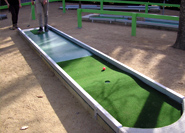 Putting on Mini Golf